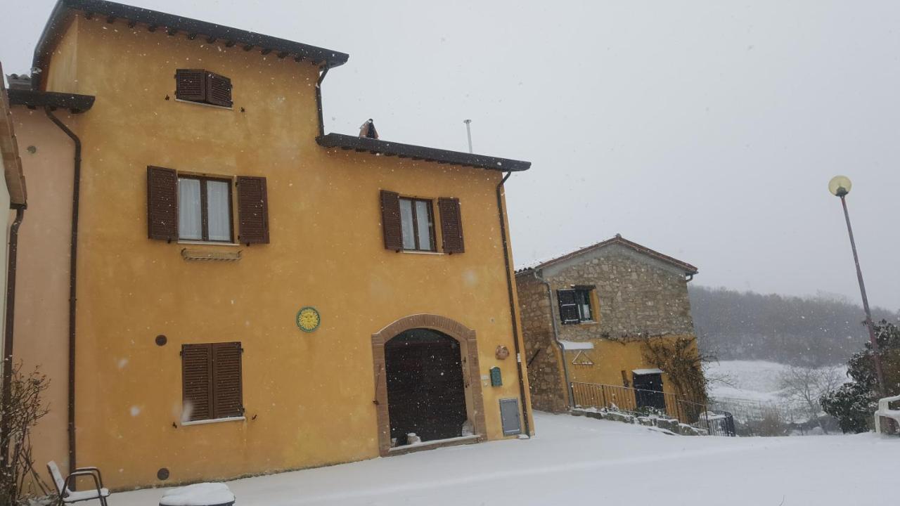 Bed & Breakfast Casa Lisetta Valtopina Buitenkant foto