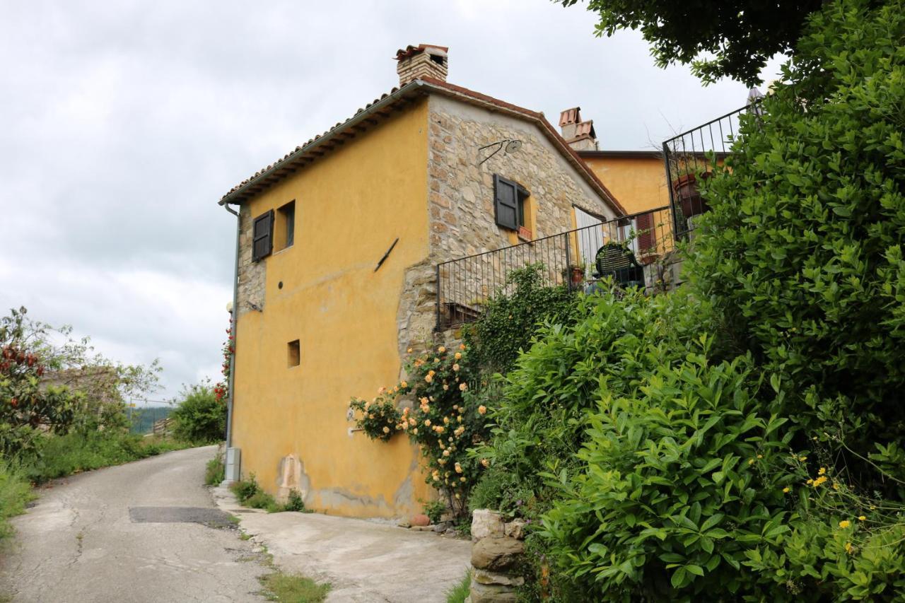 Bed & Breakfast Casa Lisetta Valtopina Buitenkant foto